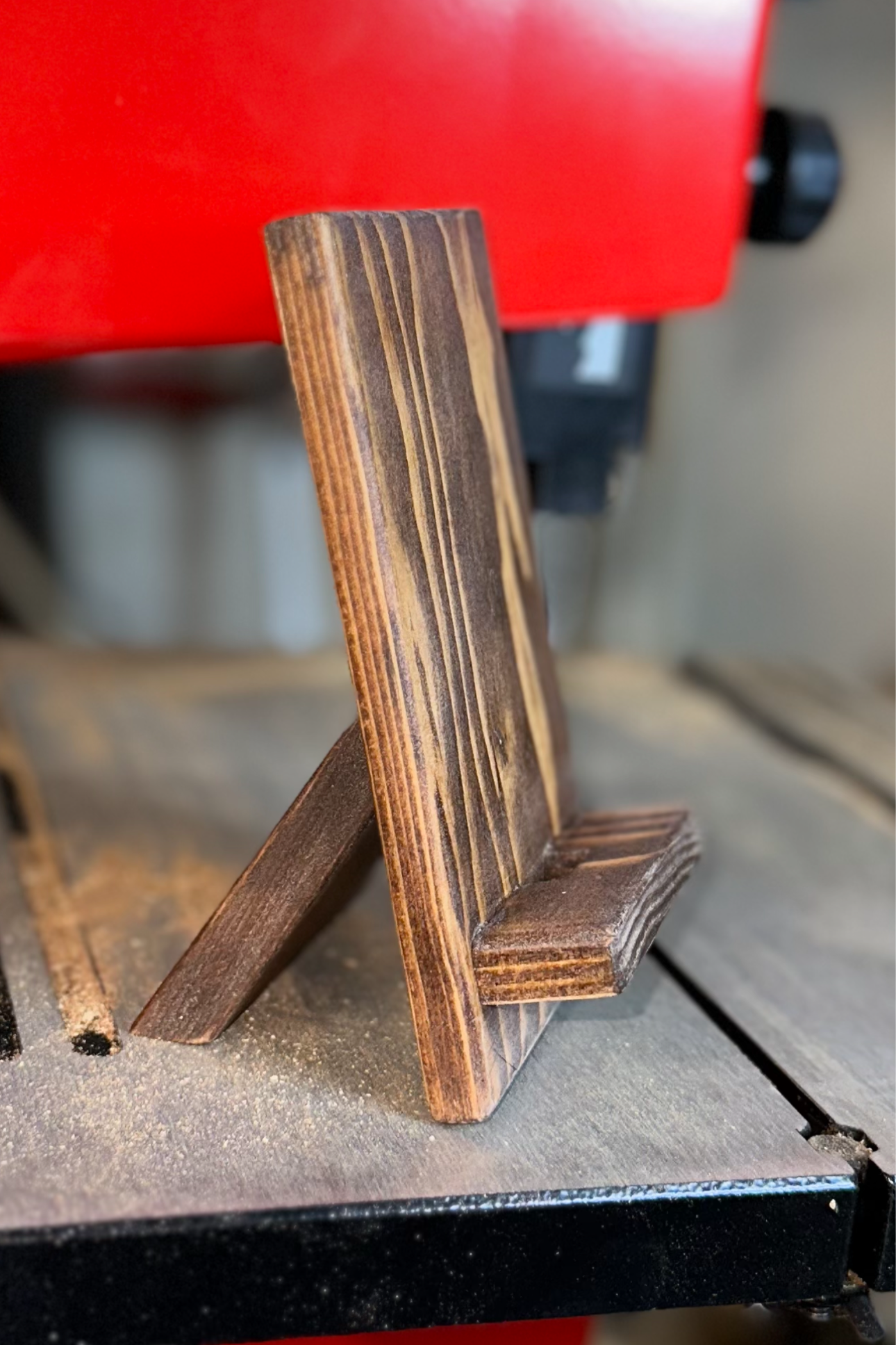 Custom Handmade Wooden Phone Stand – Fits All Modern Phones